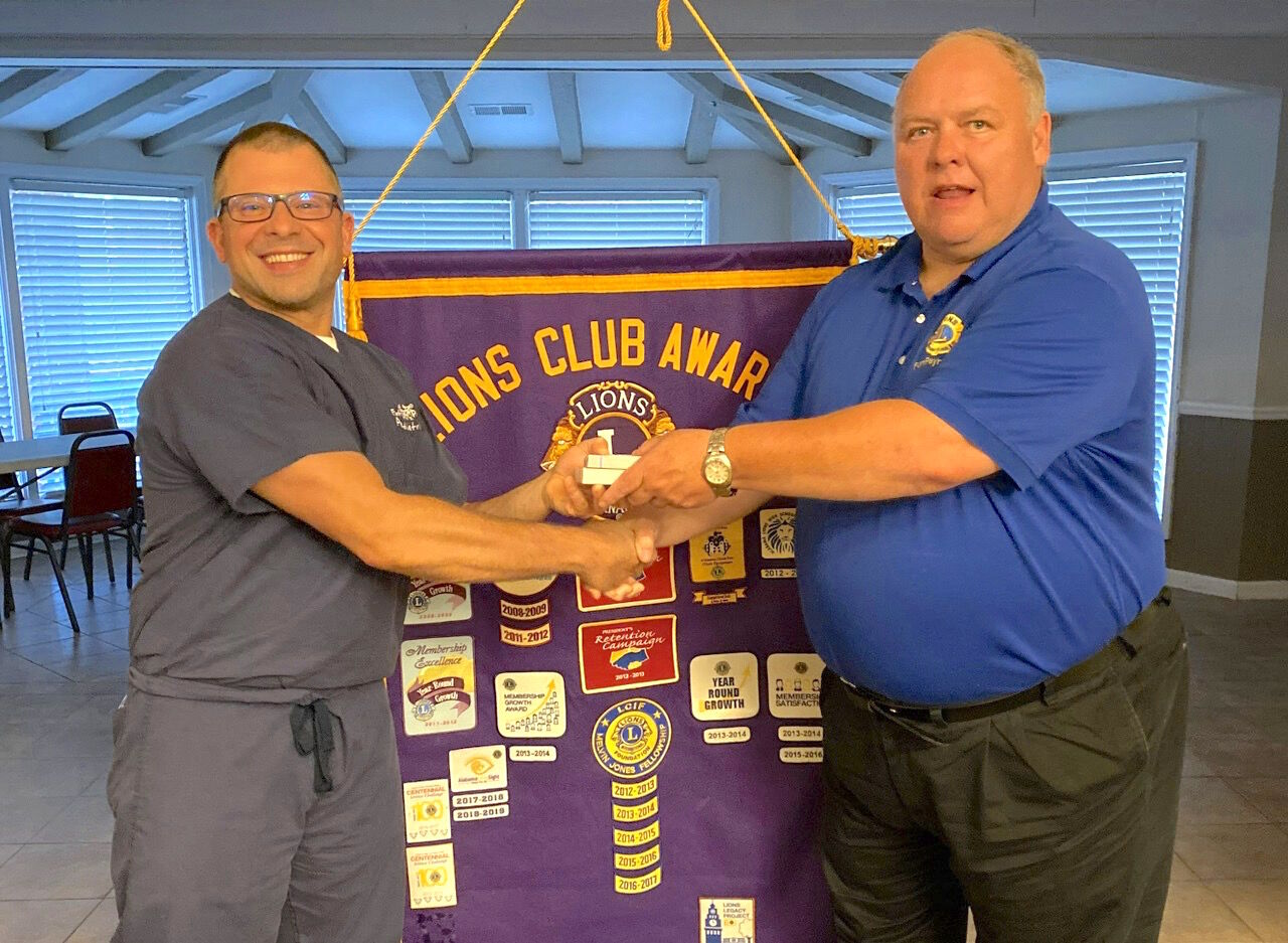 Fort Payne Lions Club welcomes guests at recent meeting, awards scholarships